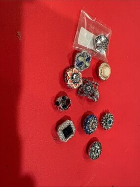 Assorted Women's Decorative jewellery snaps by magnolia and vine Company NWOT